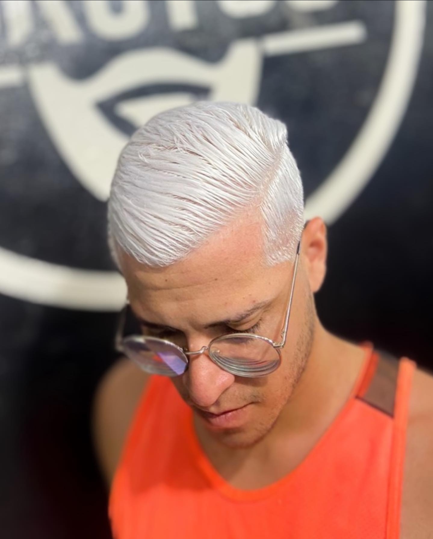 Corte moderno com fade lateral